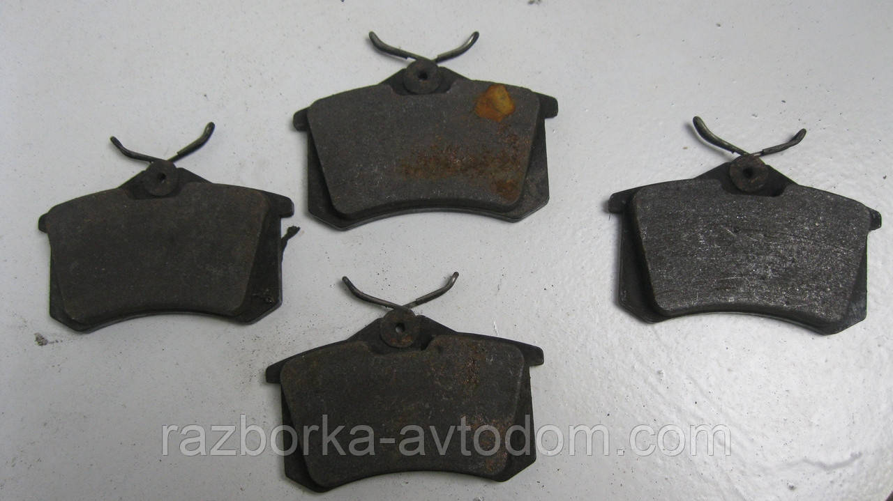 Колодки гальмівні задні комплект VW Polo (2001-2012), Seat Ibiza (2002-2009) OE:6Q0698451B