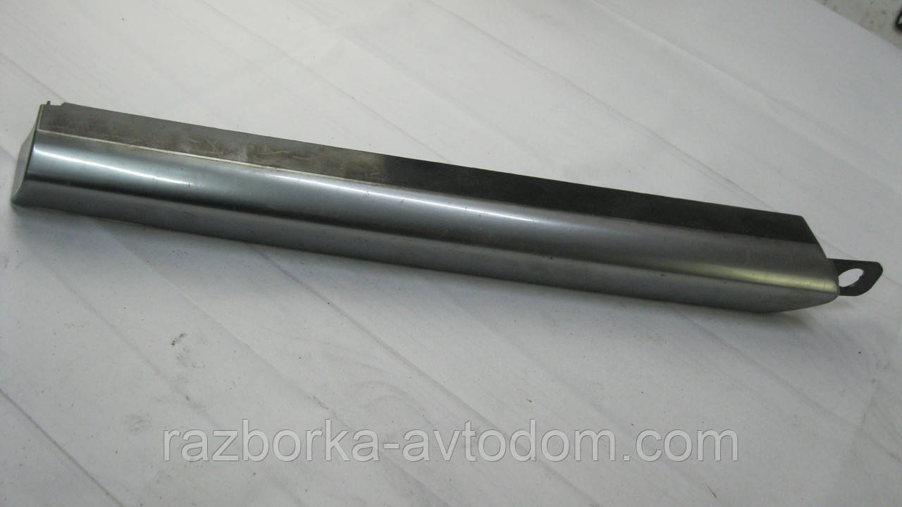 Молдинг (накладка) торпедо ліва Opel Astra H (2005-2015) OE:13116934