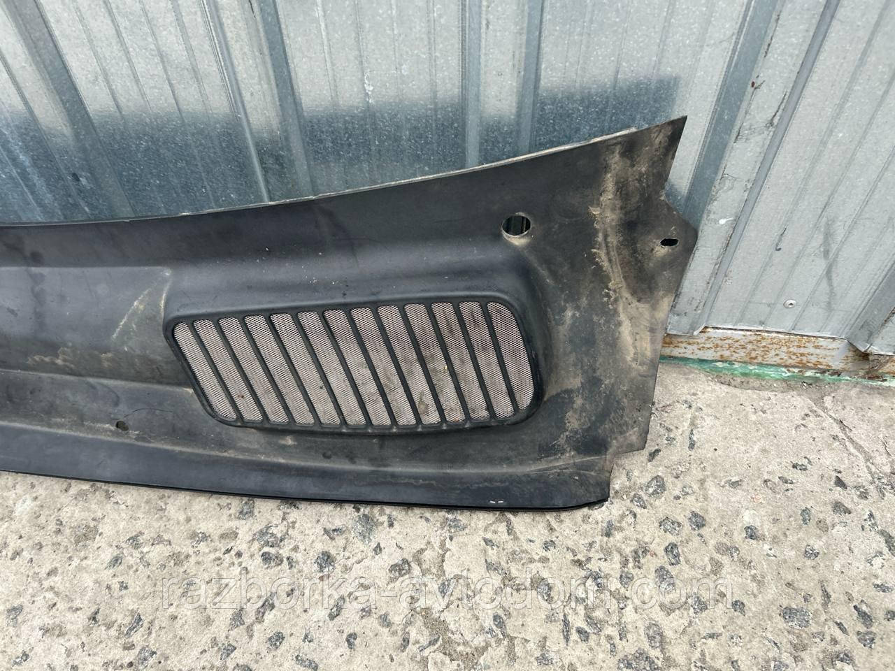 Водосток/пластик лобового скла (жабо) Ford Mondeo MK4 (07-10) OE:7s71a02216ak