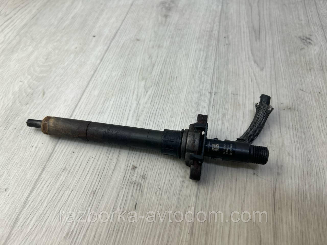 Форсунка дизельна 2.0HDI Peugeot 407 (04-), Citroen Jumpy (07-), Scudo (07-) OE:9688438580, Ejbr06001d