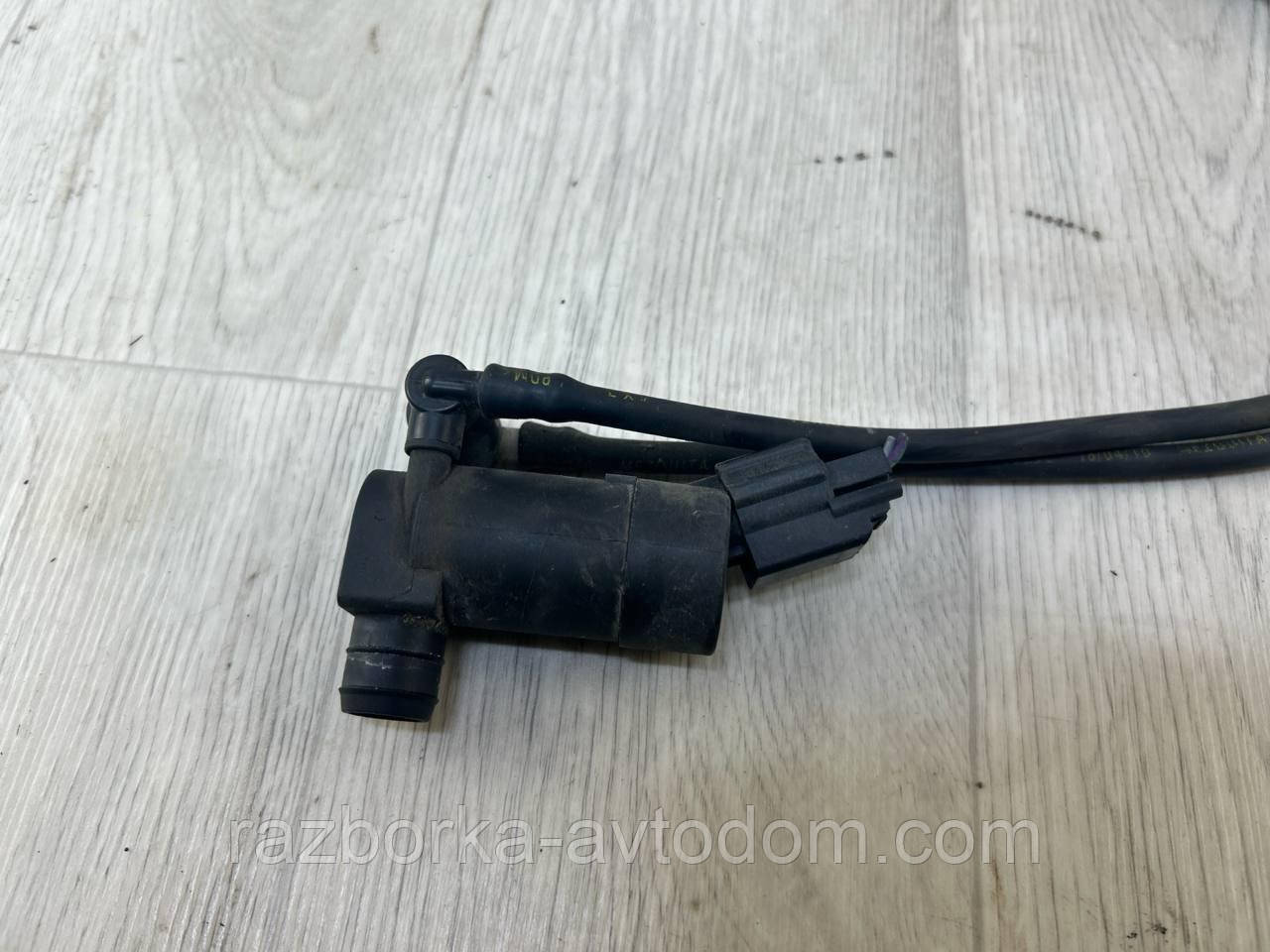 Моторчик бачка омивача лобового скла Ford Mondeo MK4 (07-10), MK3 OE:1s7117k624fb