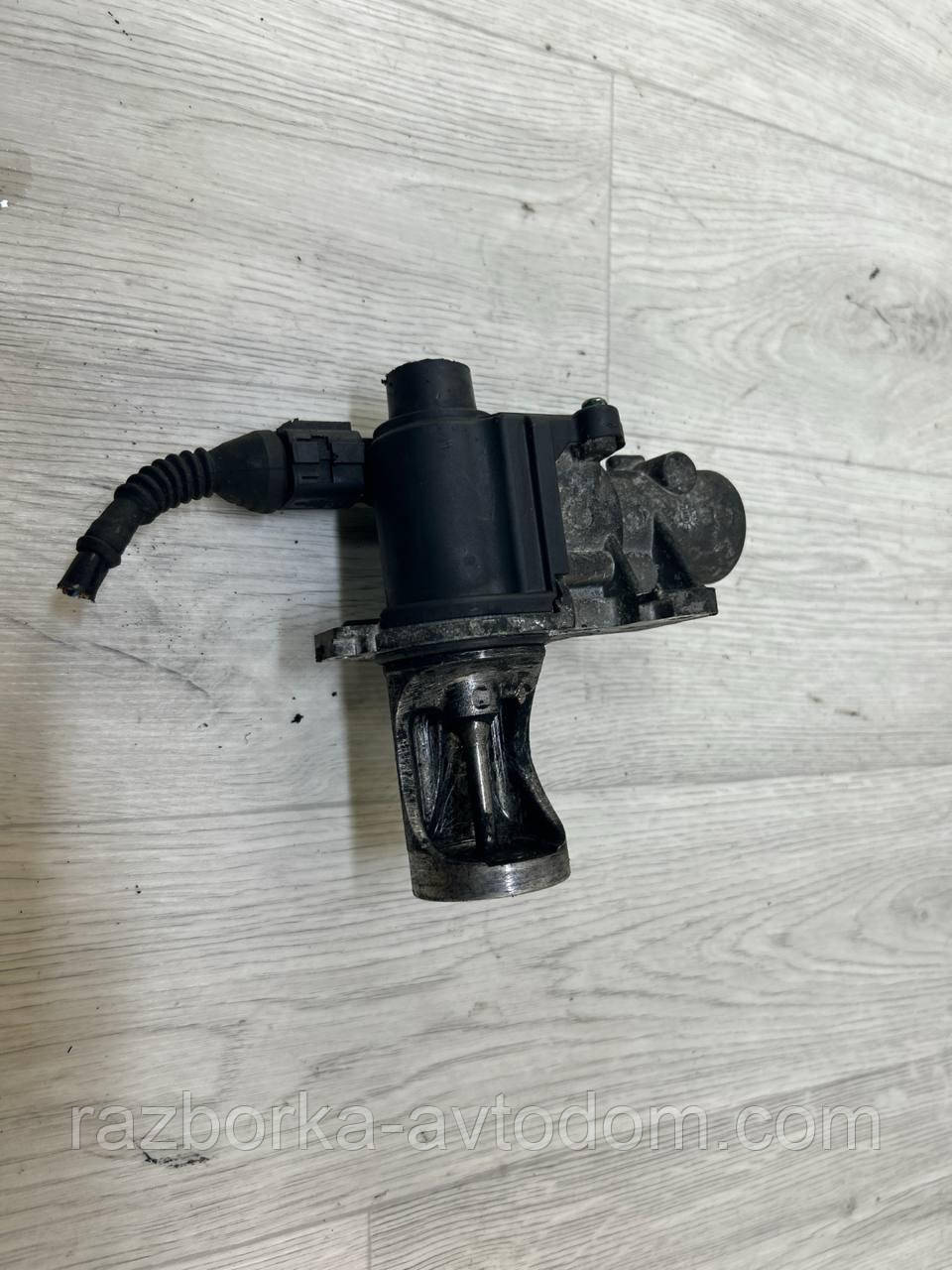 Клапан ЕГР EGR 1,9TDI, 2.0TDI Skoda Superb 1 (02-08), VW Passat B5, Transporter T5, Audi A4, A6 OE:038131501ad