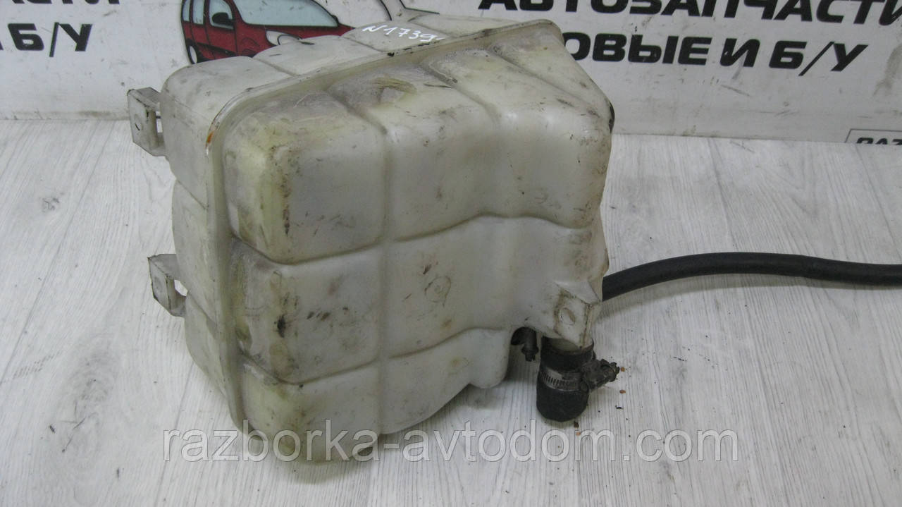 Бачок розширювальний Iveco Daily E1 (1978-1999), E2 (1989-1999) OE: 93926969