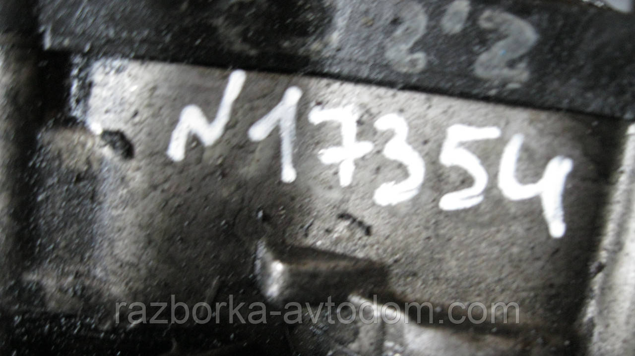 Масляный насос Mercedes Vito W638 (1996-2003), Sprinter (1995-2006) 2,2CDI OE: A6061810801