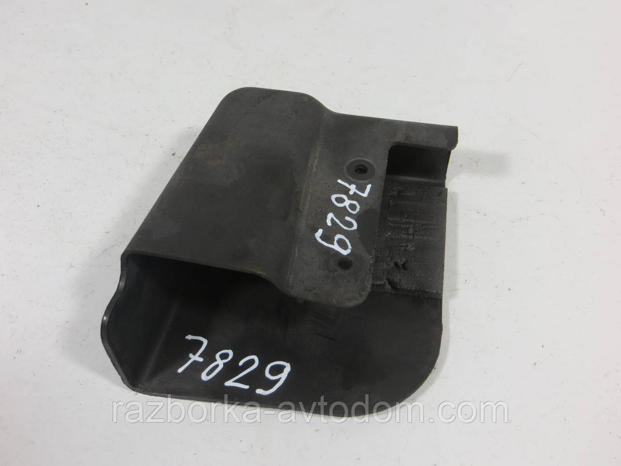 Кожух замка дверей передній правий FORD CONNECT (2002-2013)ОЕ: 2T14-V218B14-DB, 2T14V218B14DB, 1361294, 1337820