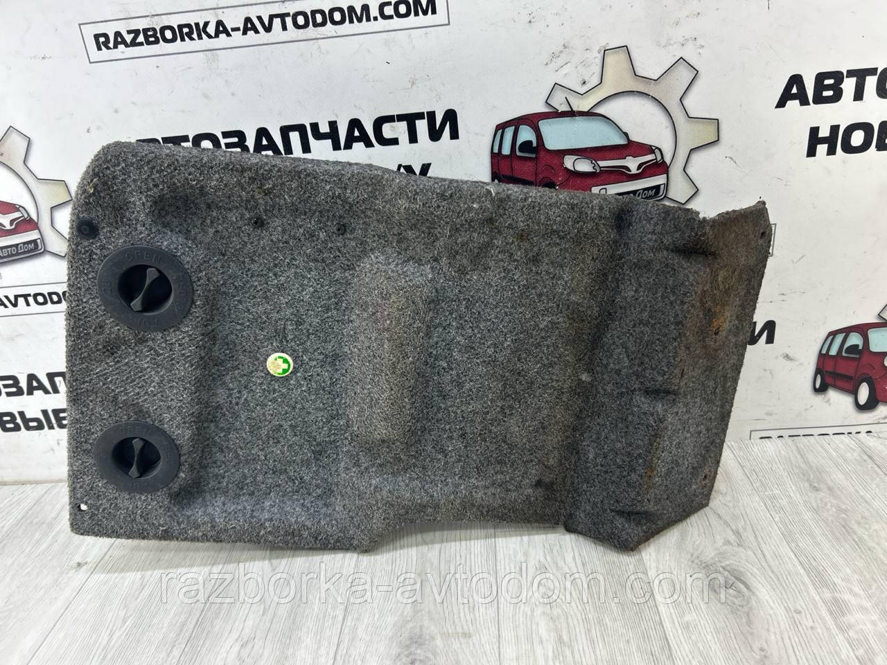 Накладка обшивка аптечки багажника (сідан) Opel Omega B (1996-1999) OE:90457578