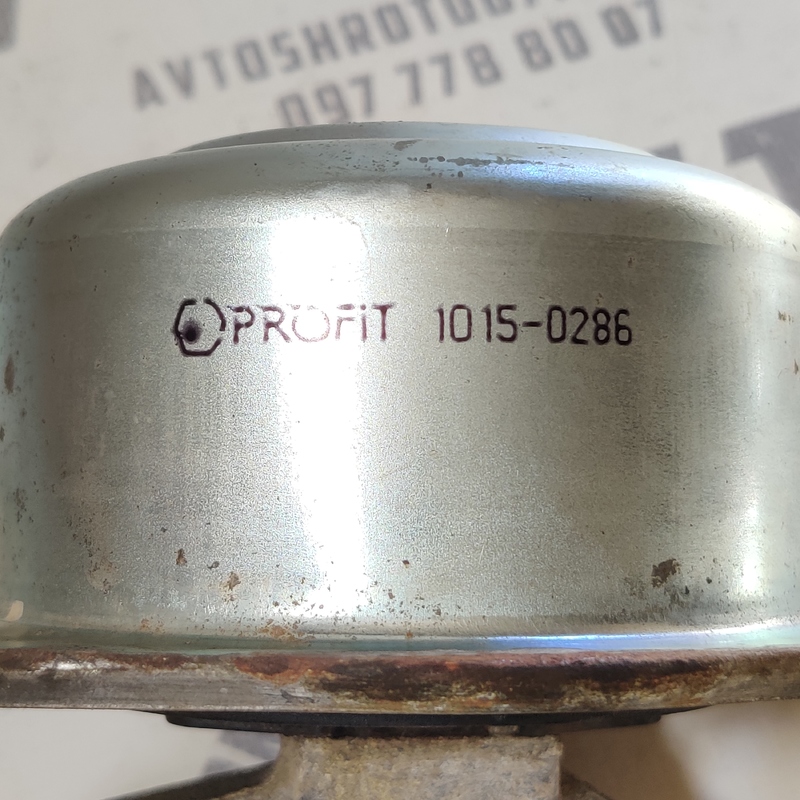 Подушка двигуна ліва Opel Astra G (97-04) 2.0D 90538543
