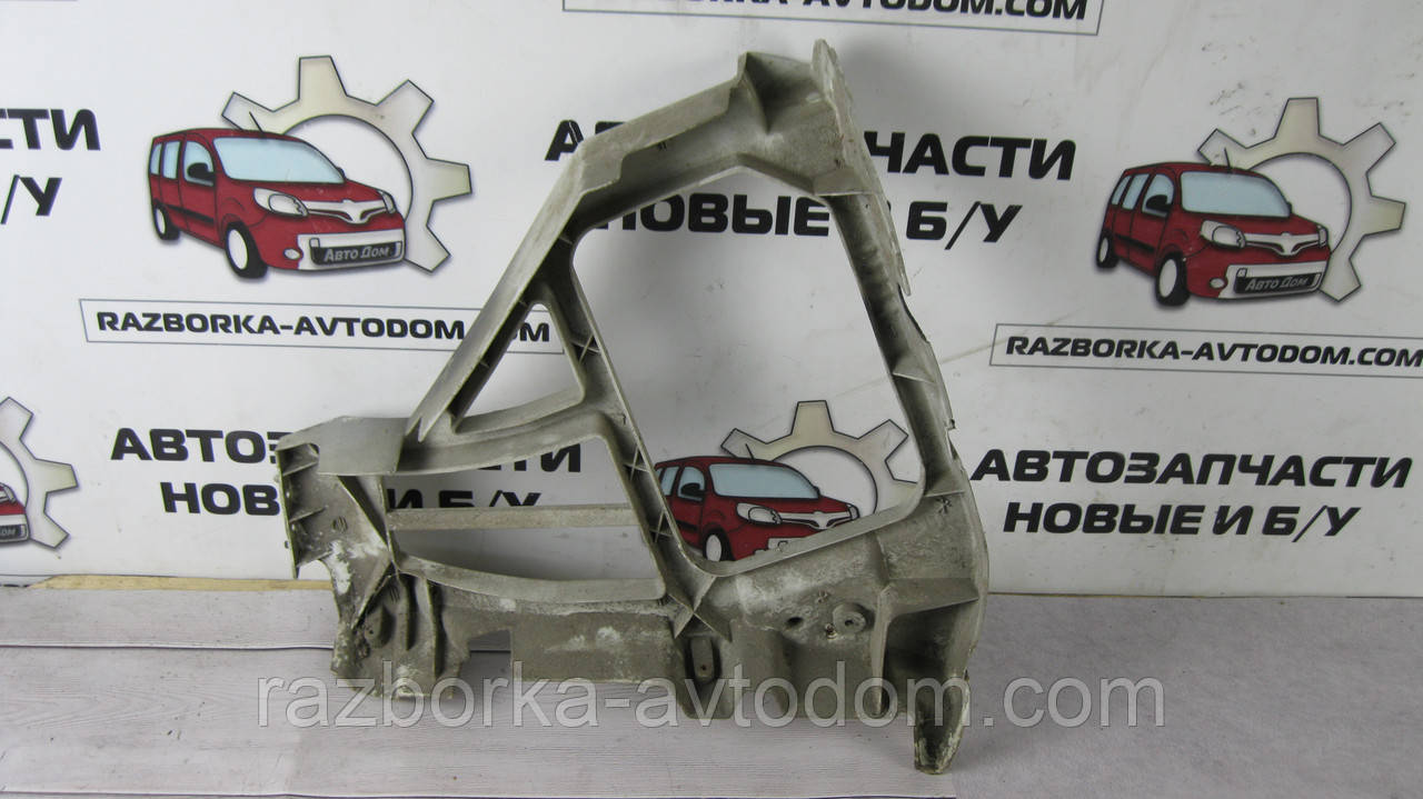 Кронштейн заднього бампера правий хетчбек Ford Focus II 04-11 OE:4m51a17e850al