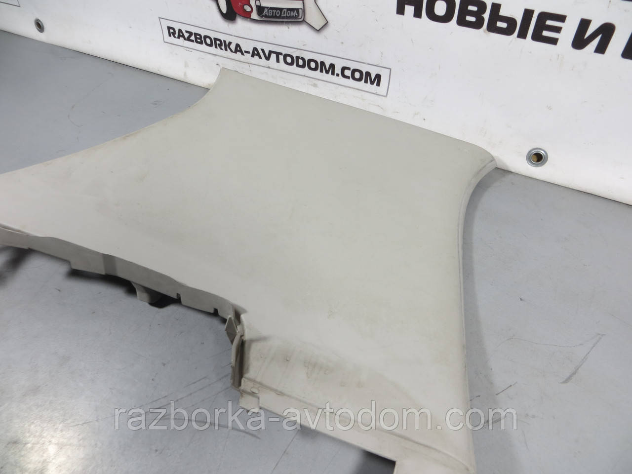 Накладка багажника левая Peugeot 307 (2001-2008)   ОЕ: 9632747677 фото 2