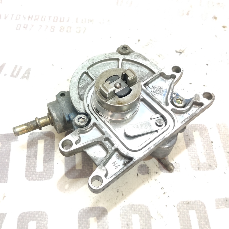 Насос вакуумний Opel Astra G (97-04) 2.0 дизель 9053139 фото 2