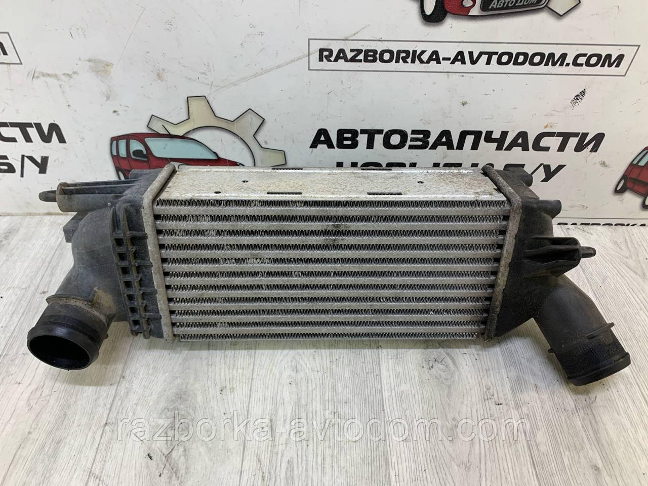 Радіатор інтеркулера Peugeot 407 (04-11) OE: 9657073480