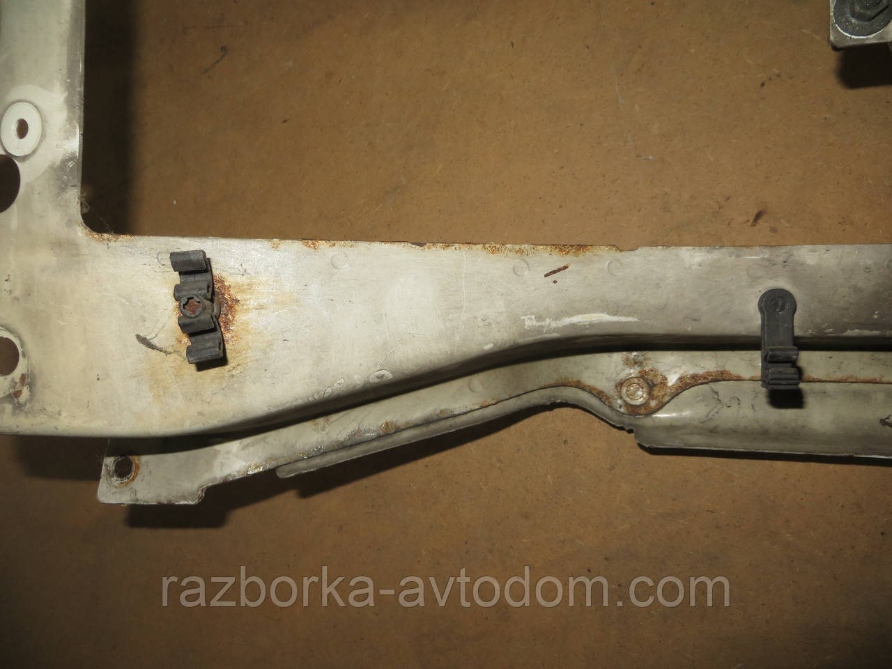 Панель передня (телевізор) Fiat Ducato (94-02) OE:1302271080