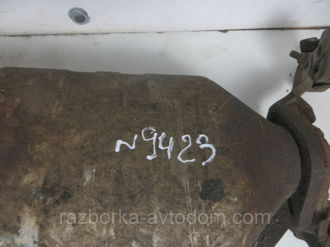 Вихлопна труба в зібраному вигляді Mitsubishi Pajero Sport 1 (1997-2009) OE:MN110738