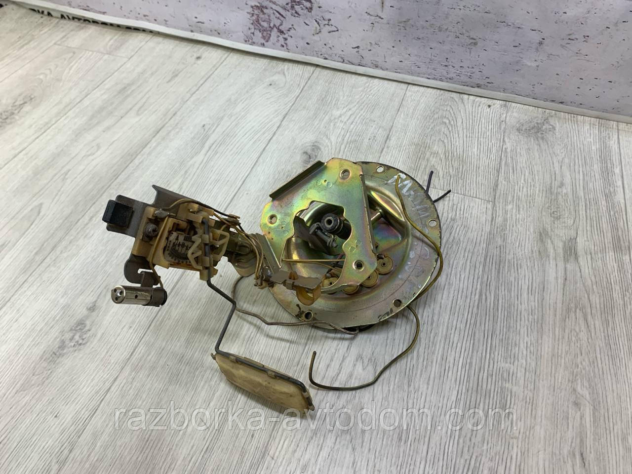 Паливний насос (в бак) , датчик рівня палива CA20E Nissan Bluebird T12/T72 OE: 17040 D4561, 17040-D4501.