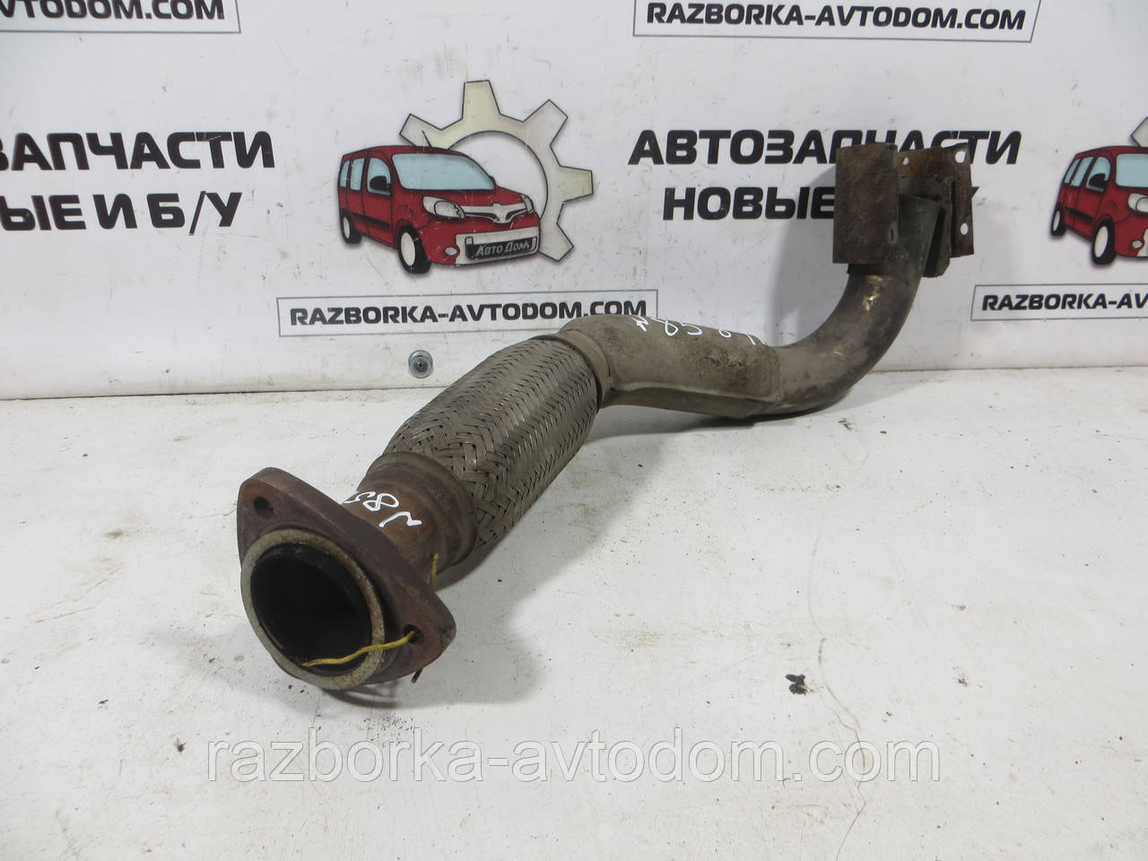 Приймальна вихлопна труба від колектора коліно Opel Zafira A 2,0DTI (1999-2005) ОЕ: 93181904