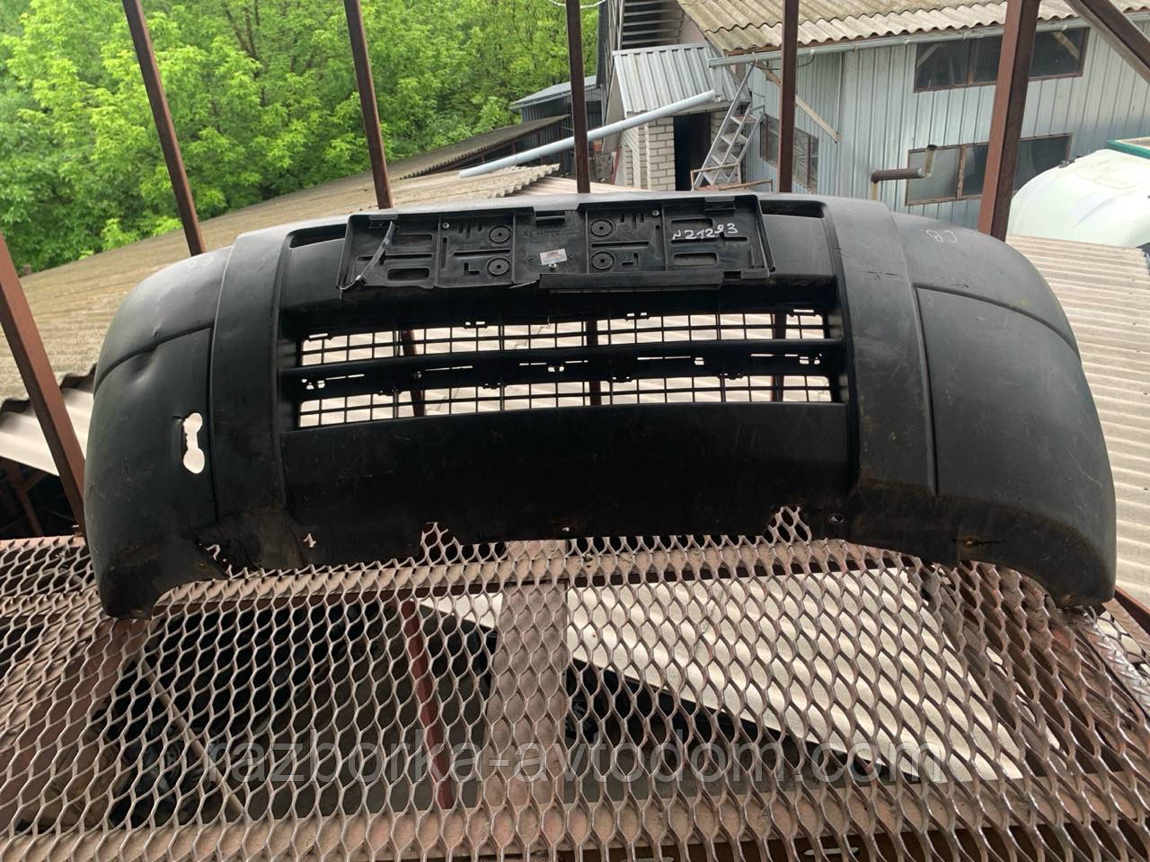 Бампер передній Citroen Berlingo (2003-2008) OE:9643802277 ДЕФЕКТ