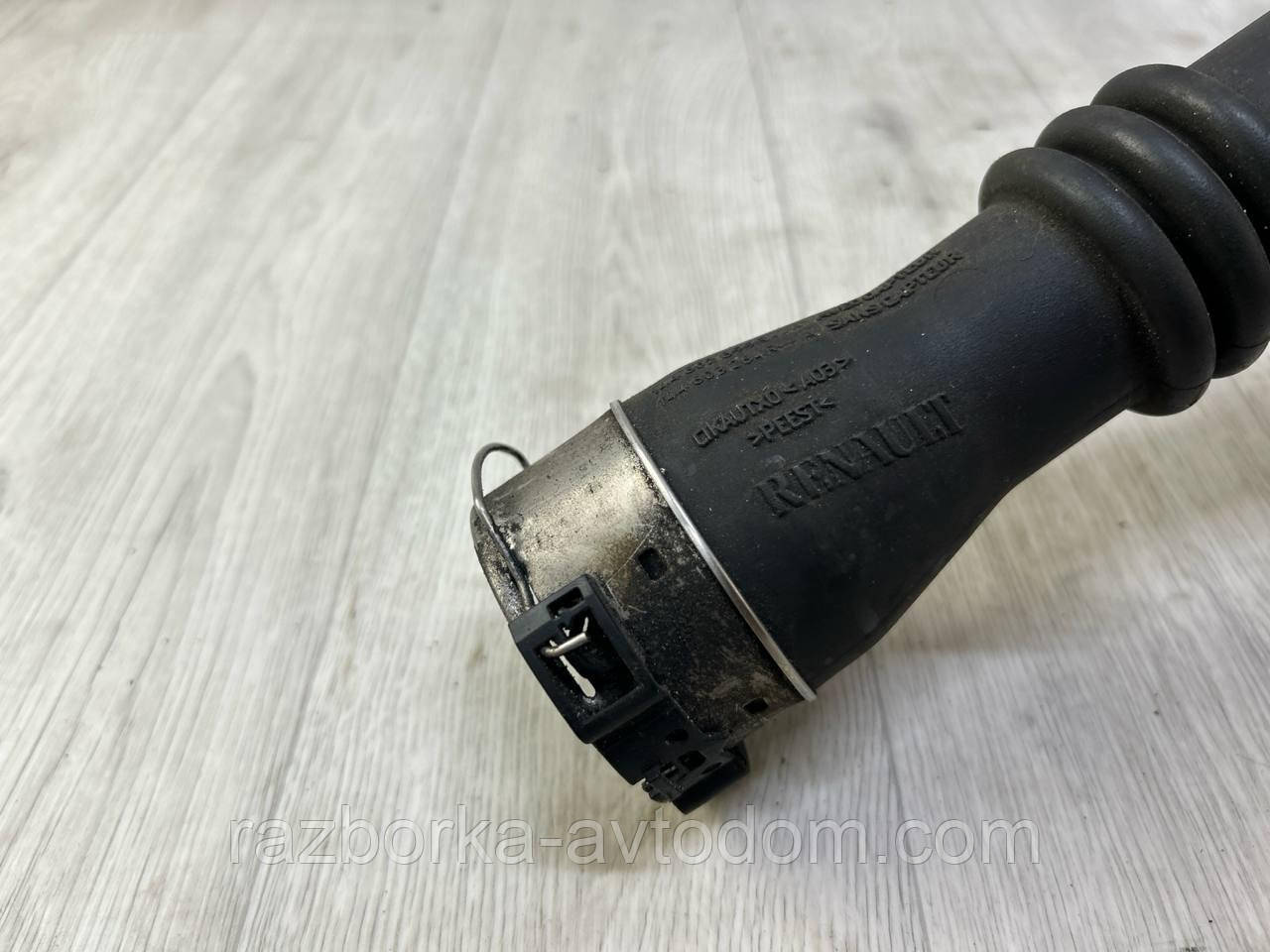 Патрубок інтеркулера 1.6dci Renault Scenic 3 (09-), Megane 3 OE:144603264R