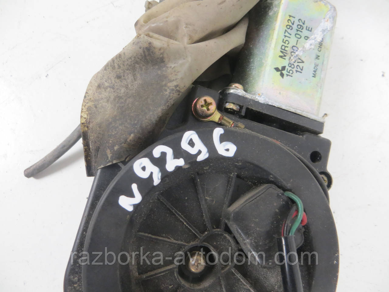 Антени з електроприводом Mitsubishi Pajero Sport 1 (1997-2009) OE: MR517921 ДЕФЕКТ!!!