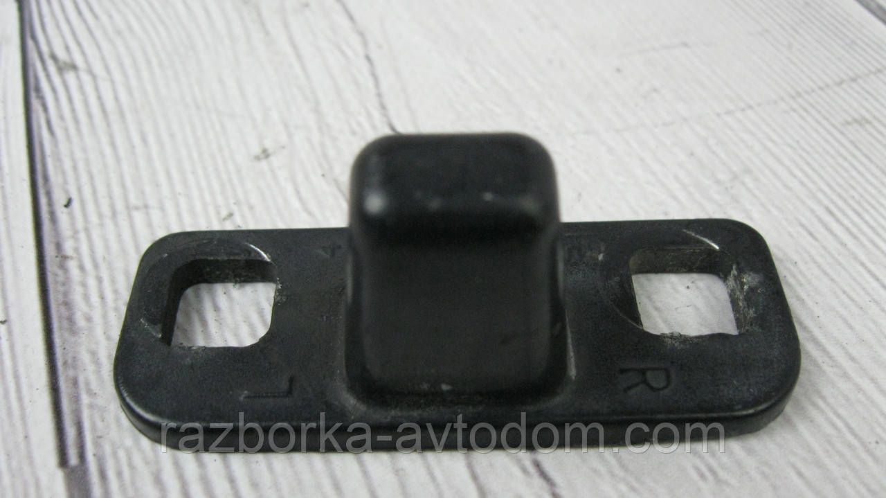 Напрямний палець бічного розсувного дверей Opel Combo (2001-2012) OE: 9179783