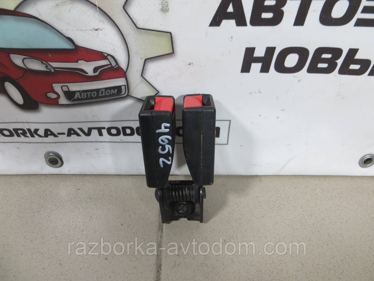 Замок ременя задній Opel Zafira A (99-05) OEM 90580904