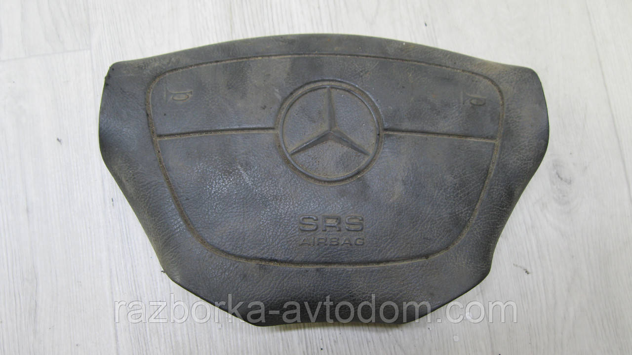 Подушка безпеки водійська Mercedes Sprinter (1995-2006) OE: A9024600598