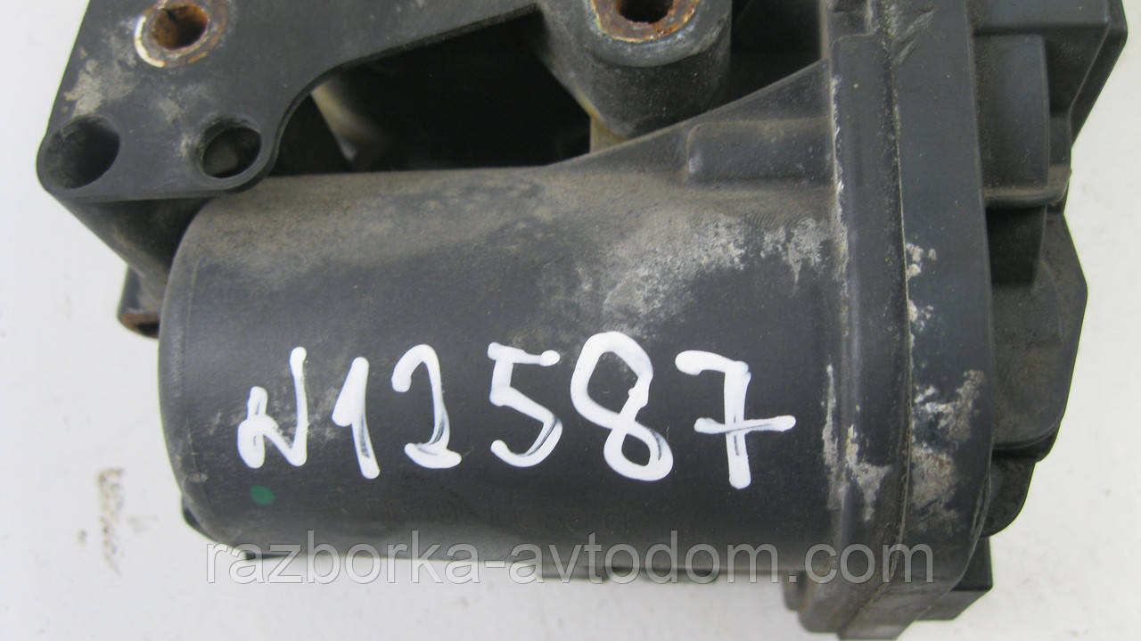 Дросельна заслінка Citroen C4, Berlingo, Peugeot 307, 308, Partner 1,6 OE:1635Z8