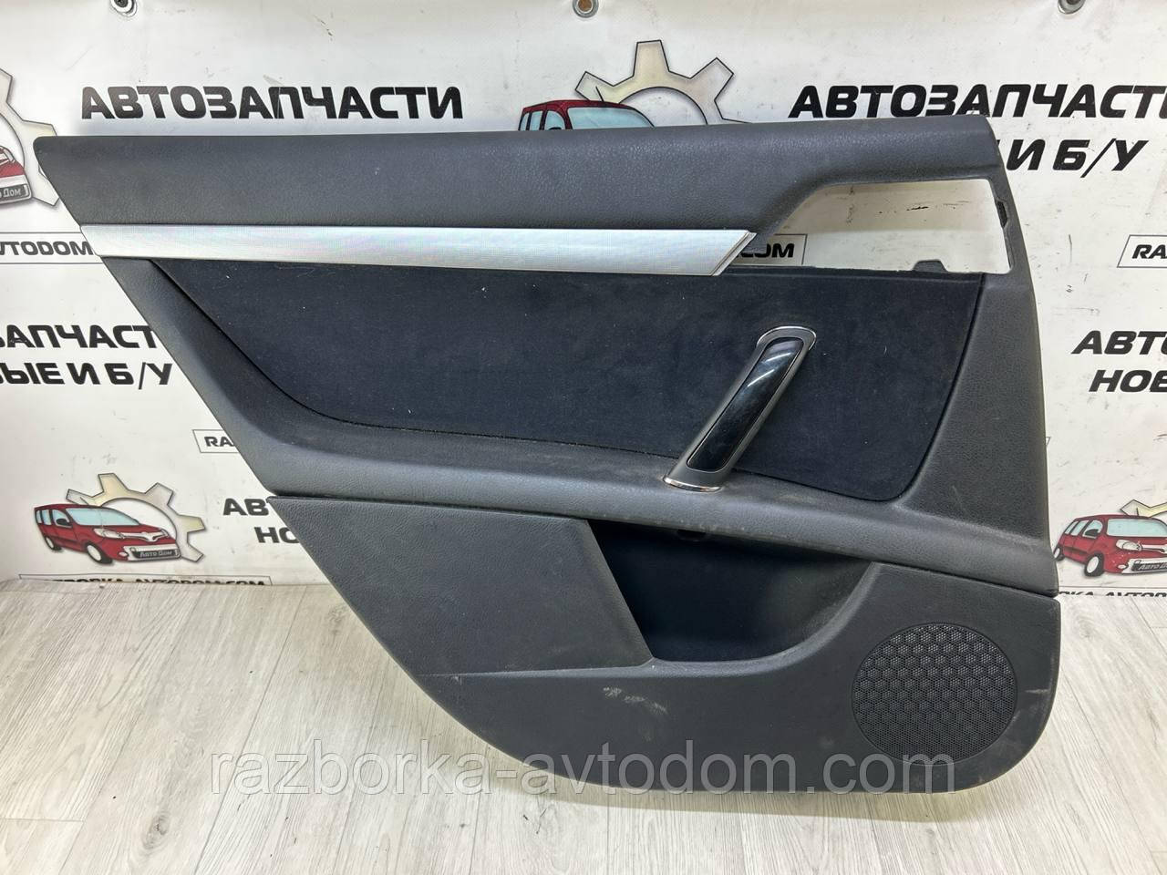 Картка задніх лівих дверей седан Peugeot 407 (04-11) OE:96853833zw