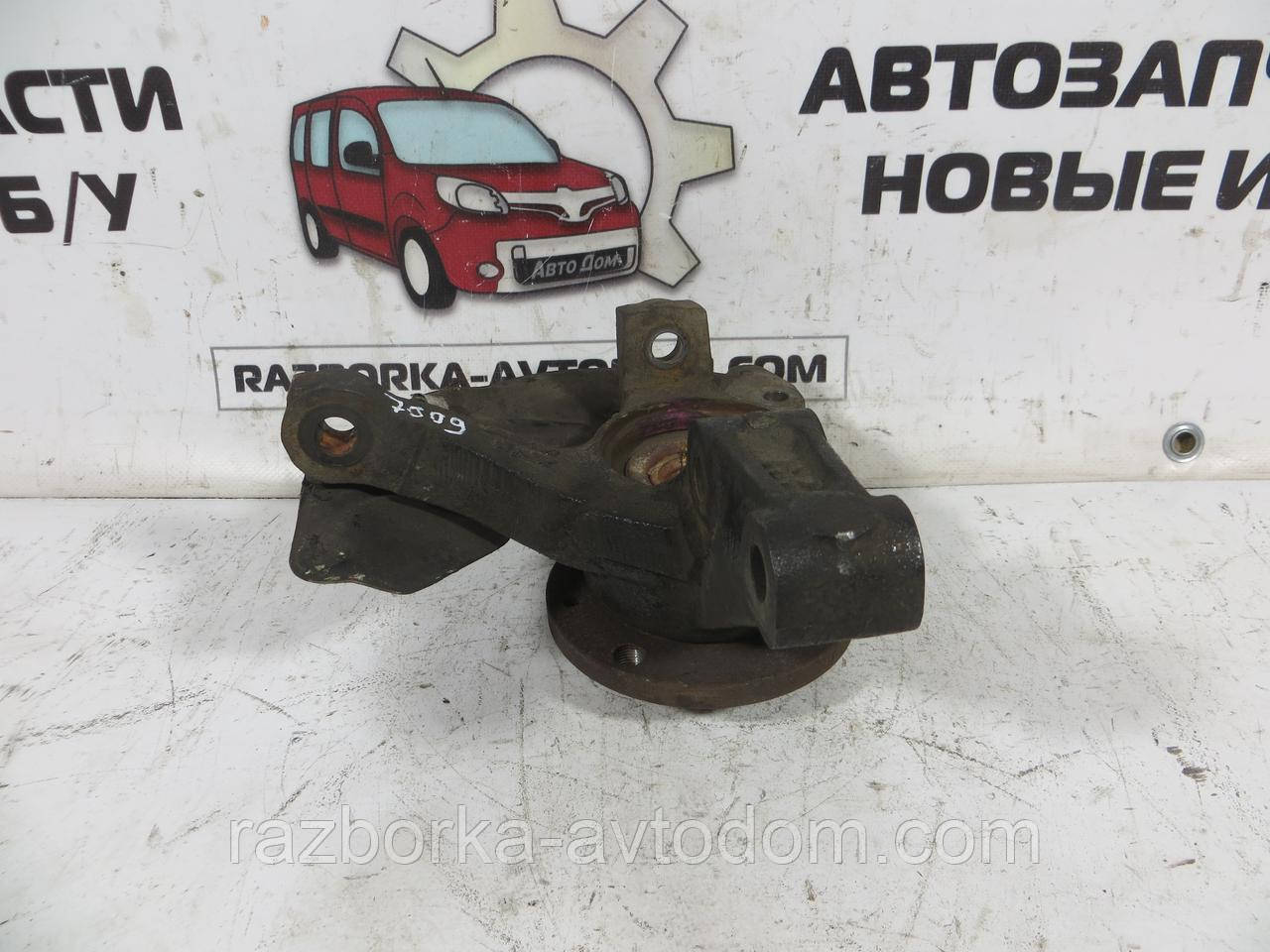 Поворотний кулак правий (цапфа) без ABS Fiat Doblo (2000-2005) 1.6, 1.2, 1.9 D ОЕ: 46540680