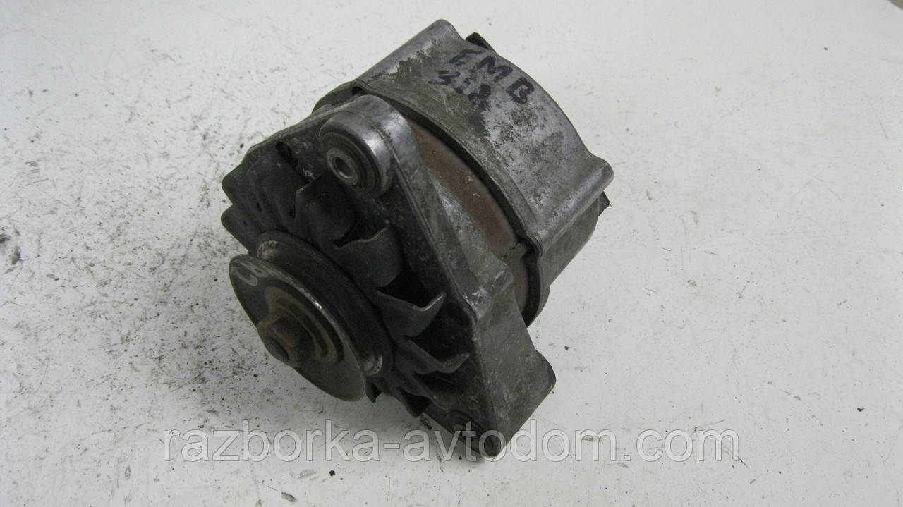 Генератор CA122IR б/у (Bosch) Bmw E21, E30, E28, E24, E12, E26 (1 ПАЗ клин) 65 А OE 12311364404