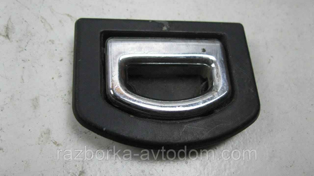 Петля/фіксатор багажника VW Passat B5 (1997-2000) OE:1J0864203