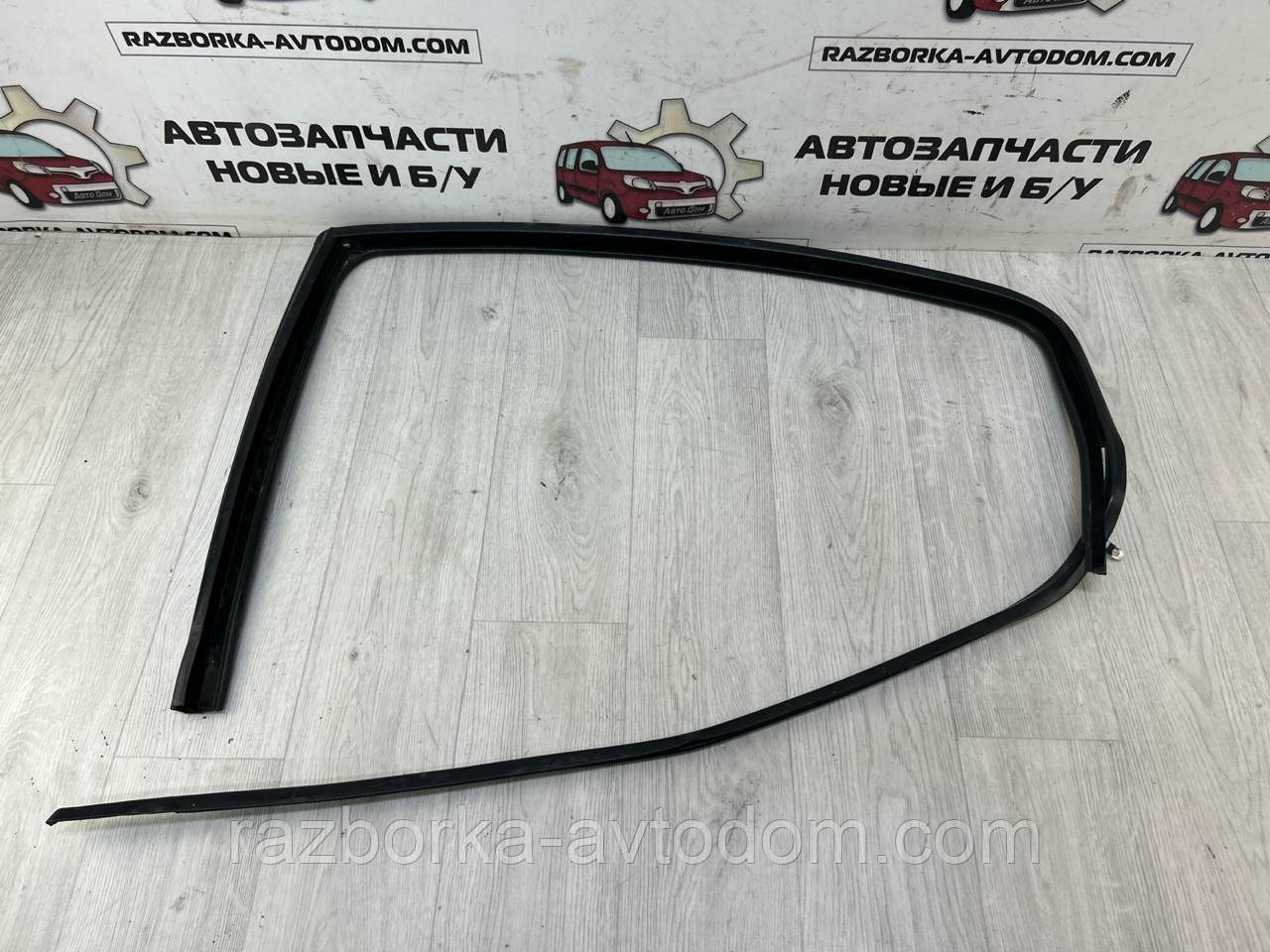Ущільнювальна гумка скла задніх лівих дверей (зовніжна) седан Peugeot 407 (04-11) OE:932695 фото 2