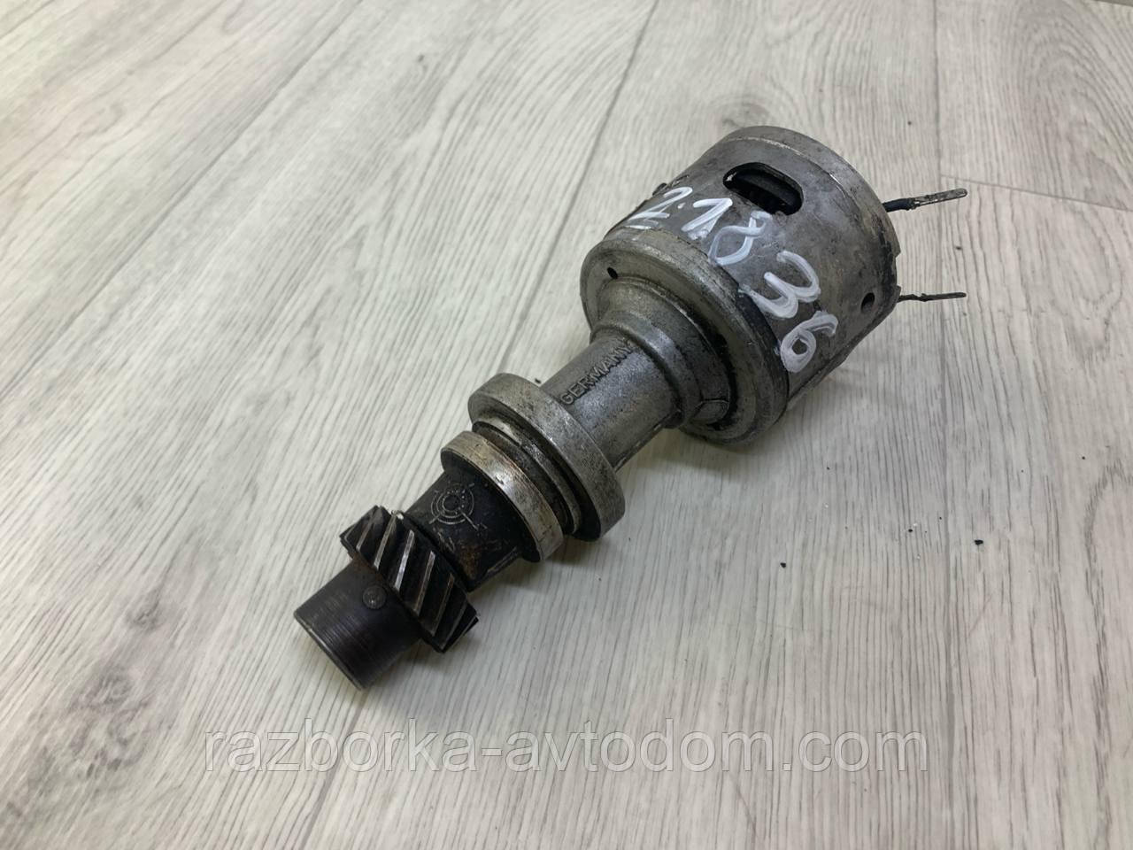 Трамблер 1.6 GOLF II, Audi A4 B5, Passat B4 OE:050905205A ДЕФЕКТ
