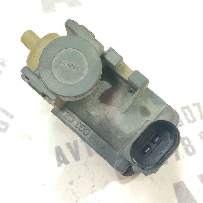 Клапан електромагнітний Audi A4 B8 07-15 2.0D OEM 8K0906627