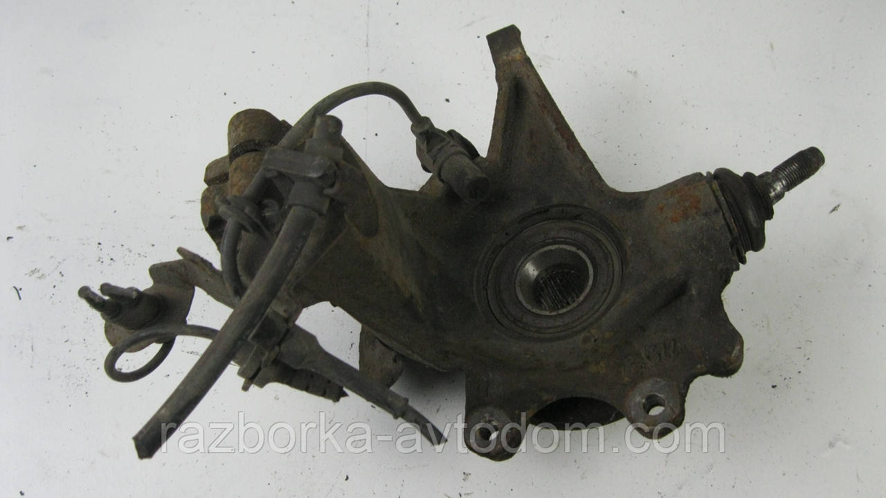 Поворотний кулак правий під ABS Peugeot 307,308, Partner B9, 3008, Citroen Berlingo B9, C4, ОЕ: 364796