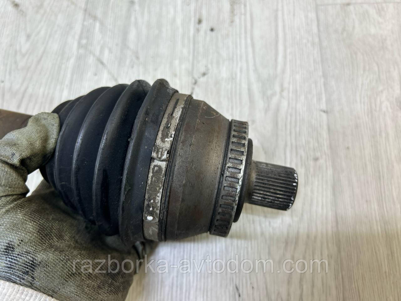Напівось передня права/лівая (привод) 38 шліц VW Passat B5, Skoda Superb, Audi A4, A6 OE:VKJC 4879
