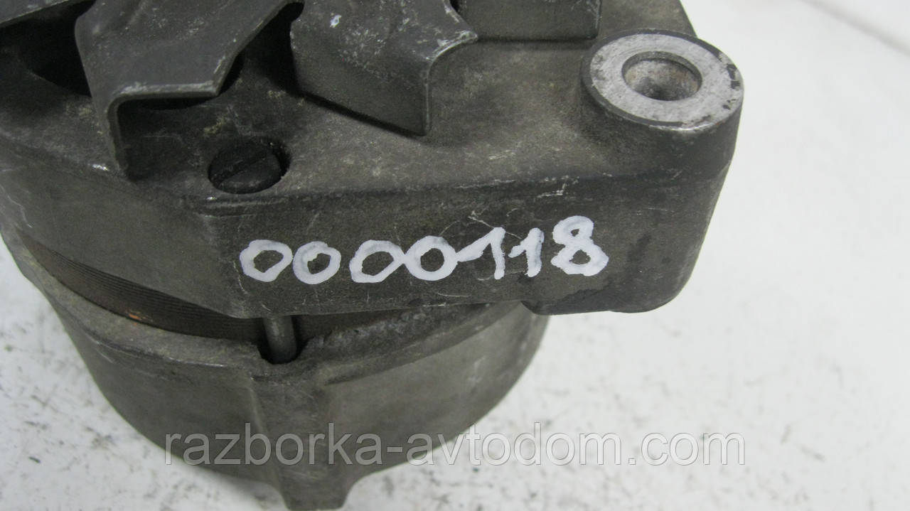 Генератор CA176IR б/у (Bosch) Peugeot 104, Peugeot 205, Citroen Visa, Citroen C15 (1 ПАЗ клин) 40 А