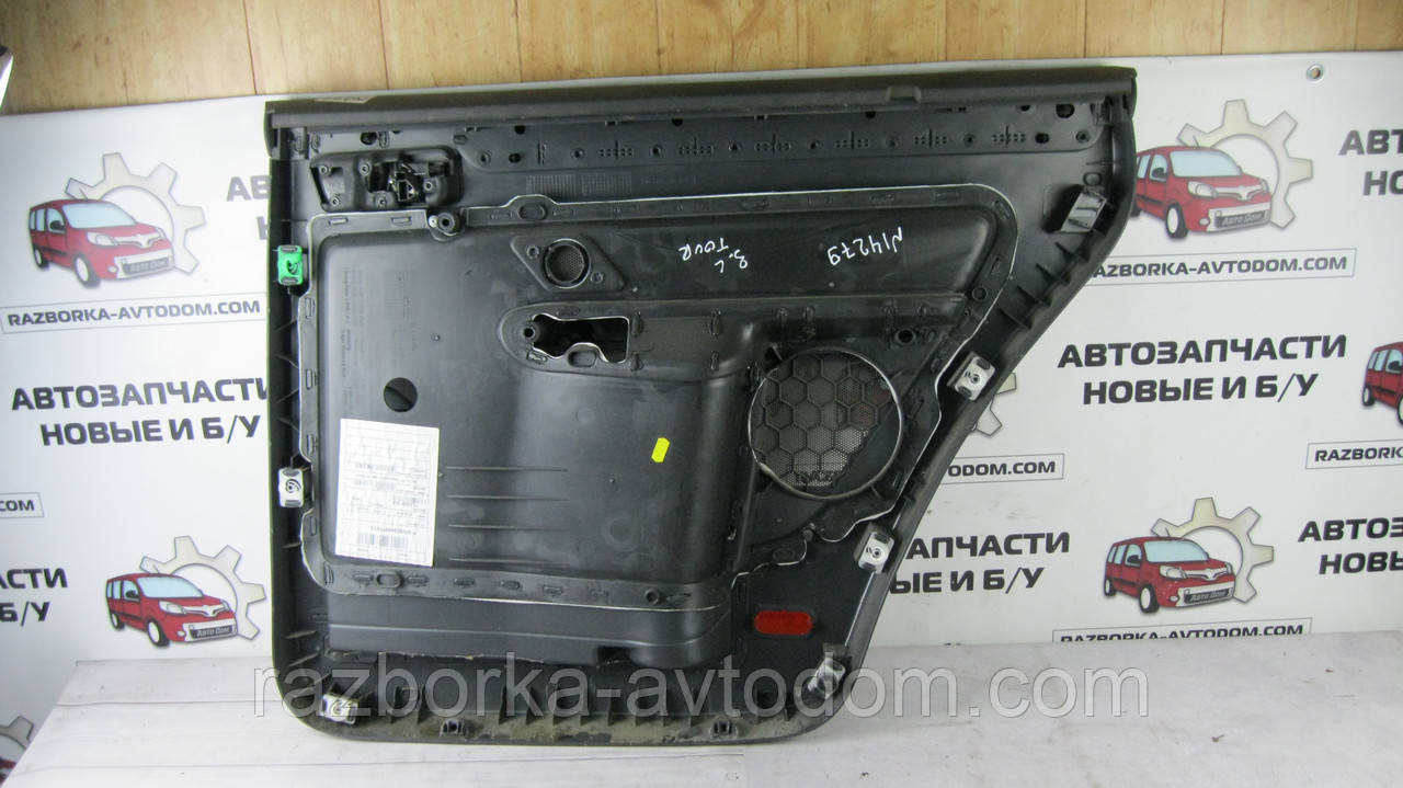 Карта Обшивка Двері задньої лівої VW Touran (03-10) OE:1T0867211
