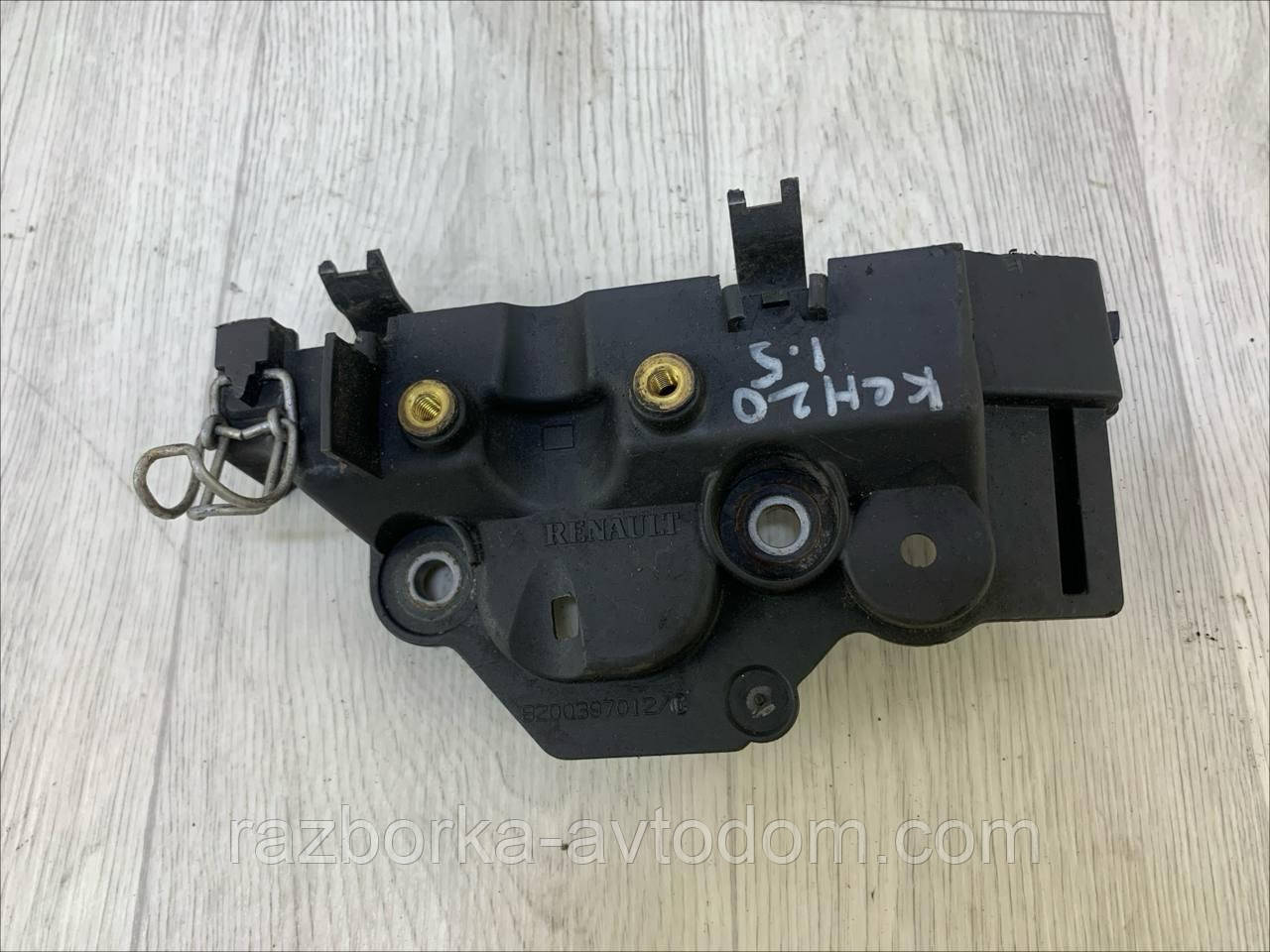 Захист паливної рампи Renault Megane (2003-2008) OE: 8200397012