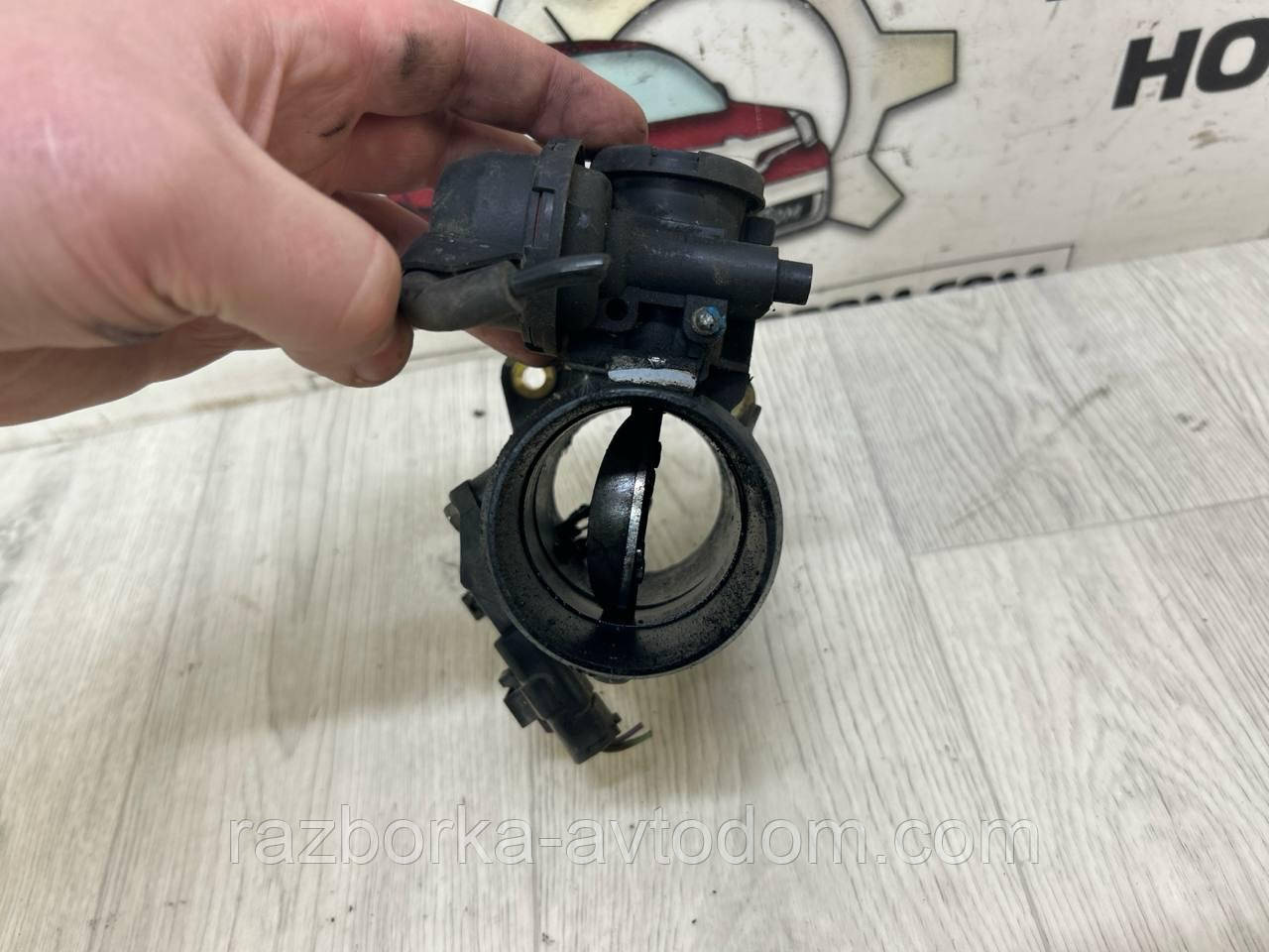 Дросельна заслінка 2,0HDI PEUGEOT 407 (04-11), Fiat Scudo (07-), Citroen C4, C4 Picasso. OE:9660110780