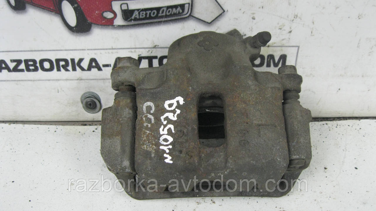 Суппорт передній лівий Mitsubishi Colt 2 (1982-1988), Lancer 6 (1988-1991) OE: MB928422