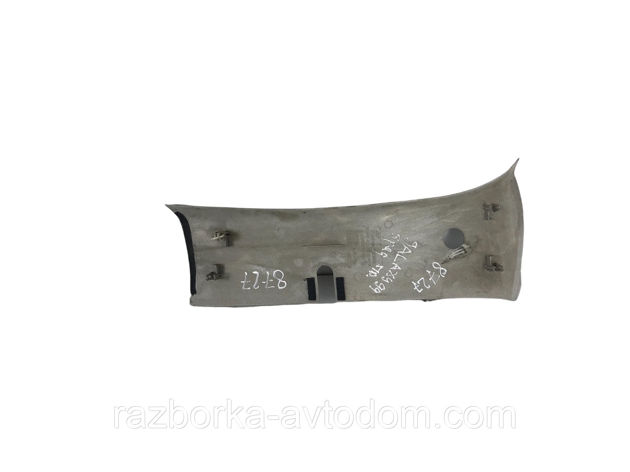 Облицювання багажної стійки (права) VW Sharan, Ford Galaxy (1995-2006) ОЕ: 7m0867246