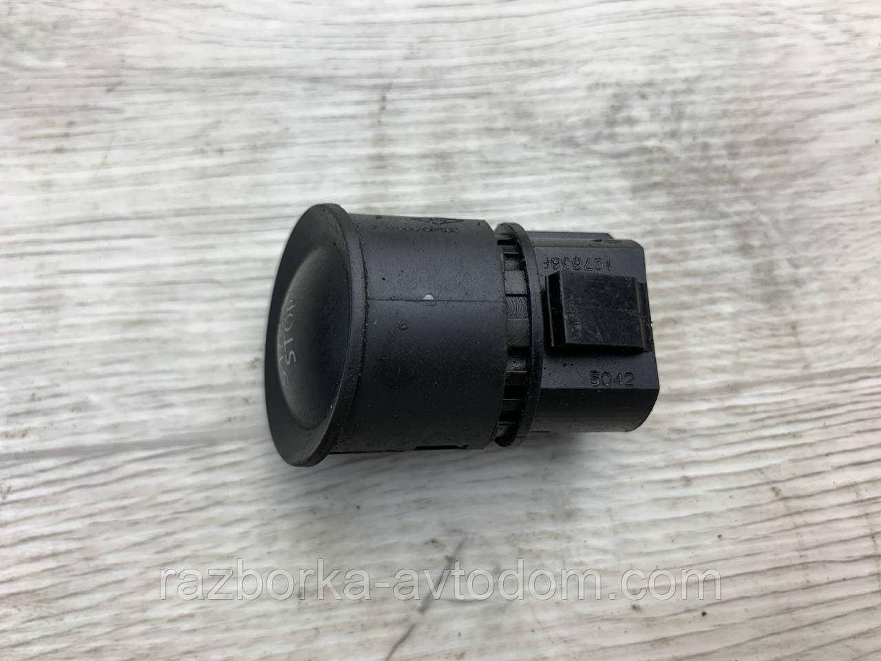 Кнопка запалювання (START STOP) Renault Megane 2 (2003-2008) OE: 8200107838