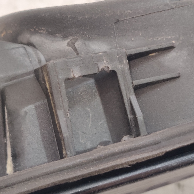 Лючок бака Audi A4 B8 (07-15) 2.0 Дизель