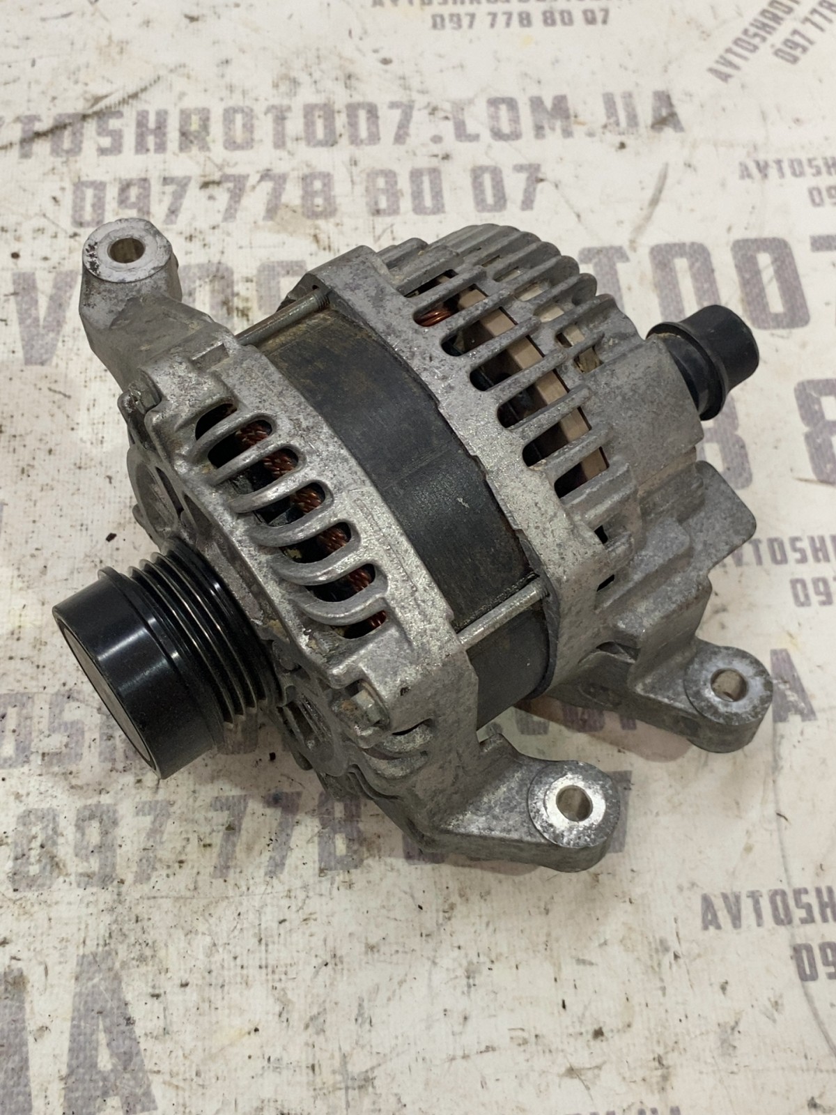 Генератор Ford Escape 3 (12-19) CJ5T10300CB