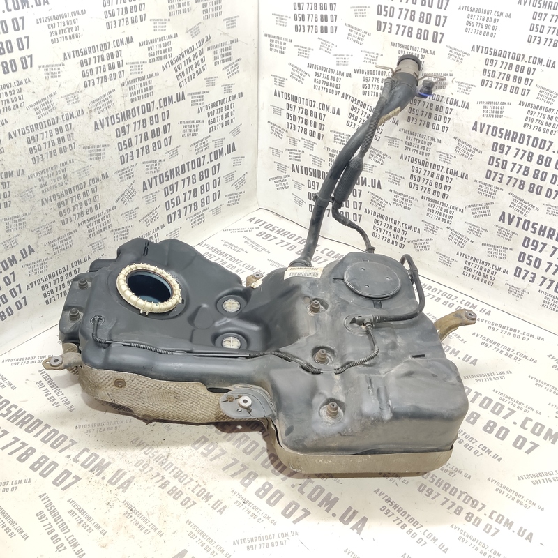 Бак паливний Audi A4 B8 (07-15) 2.0 Дизель