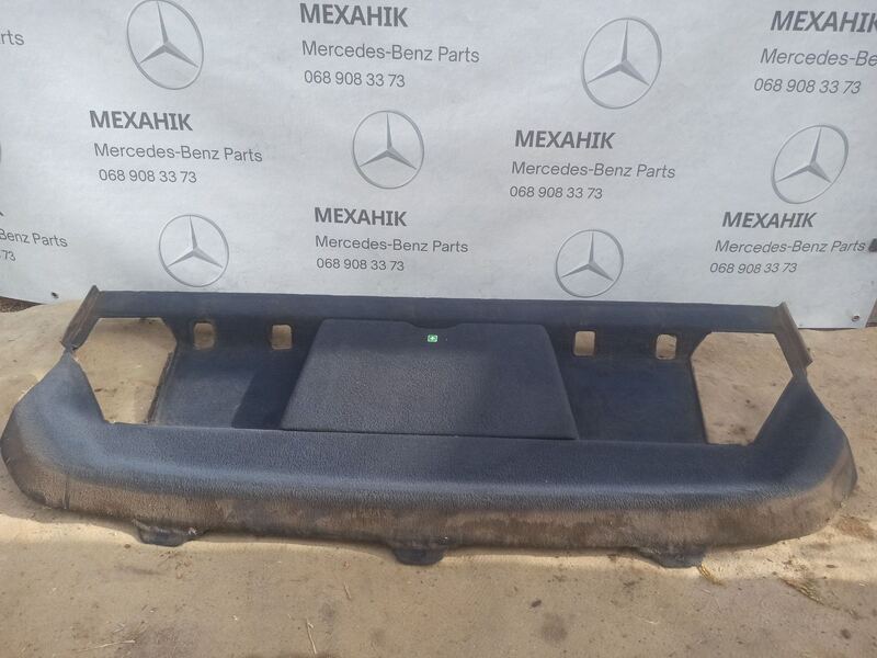 Полка задня Mercedes-Benz E-Class W124