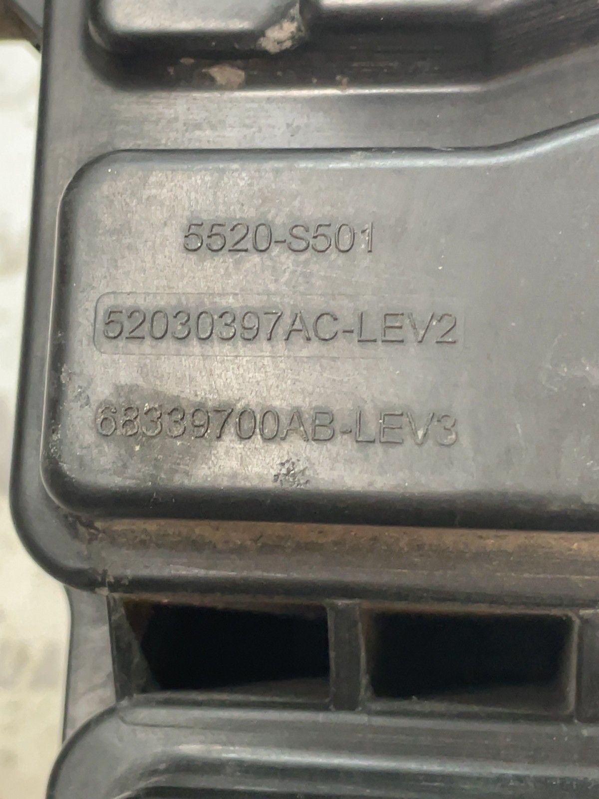 Адсорбер Jeep Compass MP (16-23) OEM P68339700AB