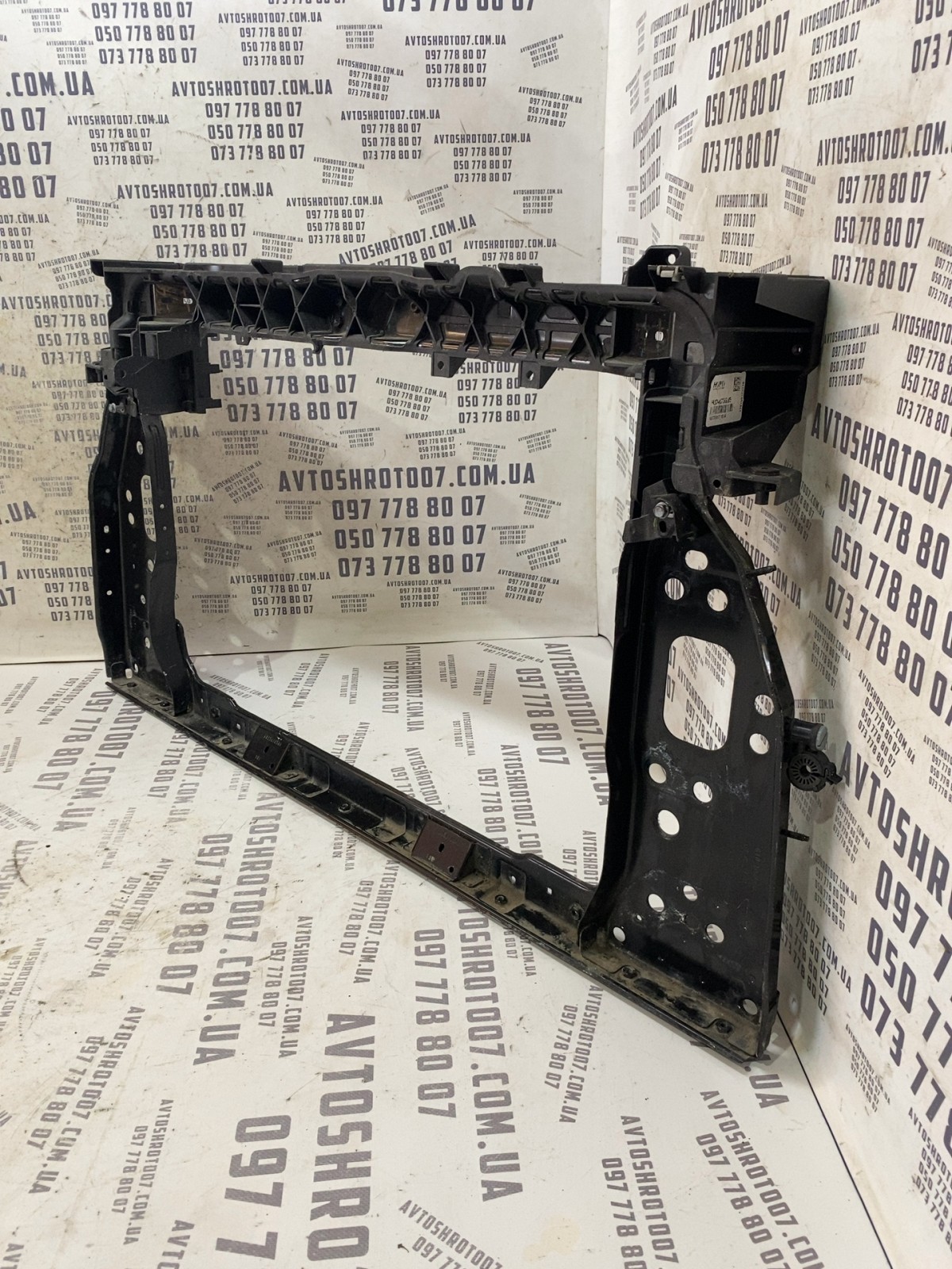 Рамка телевізора передня Jeep Compass MP 68243736AD