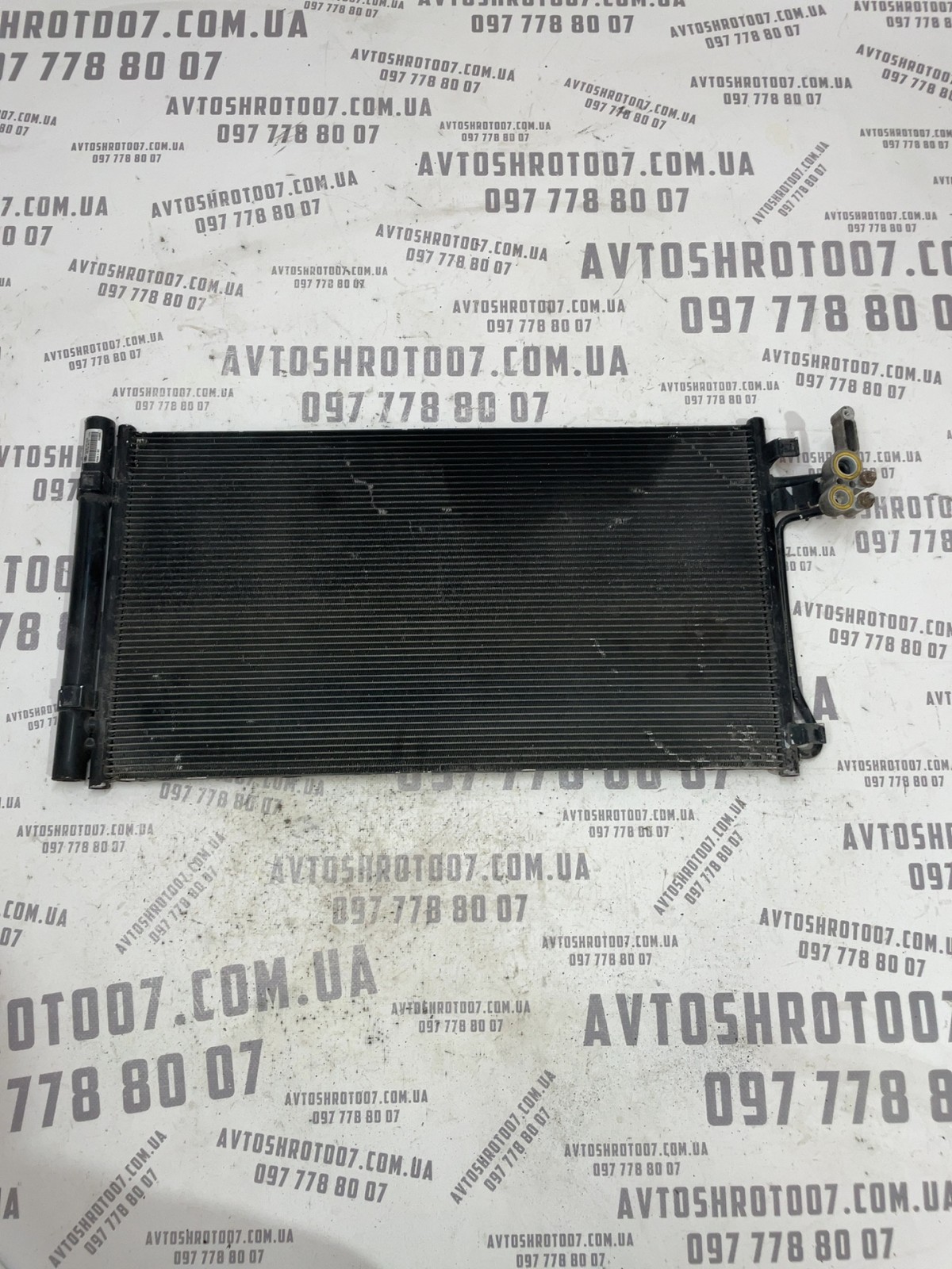 Радіатор кондиціонера Range Rover Evoque 1 GJ3219710AB