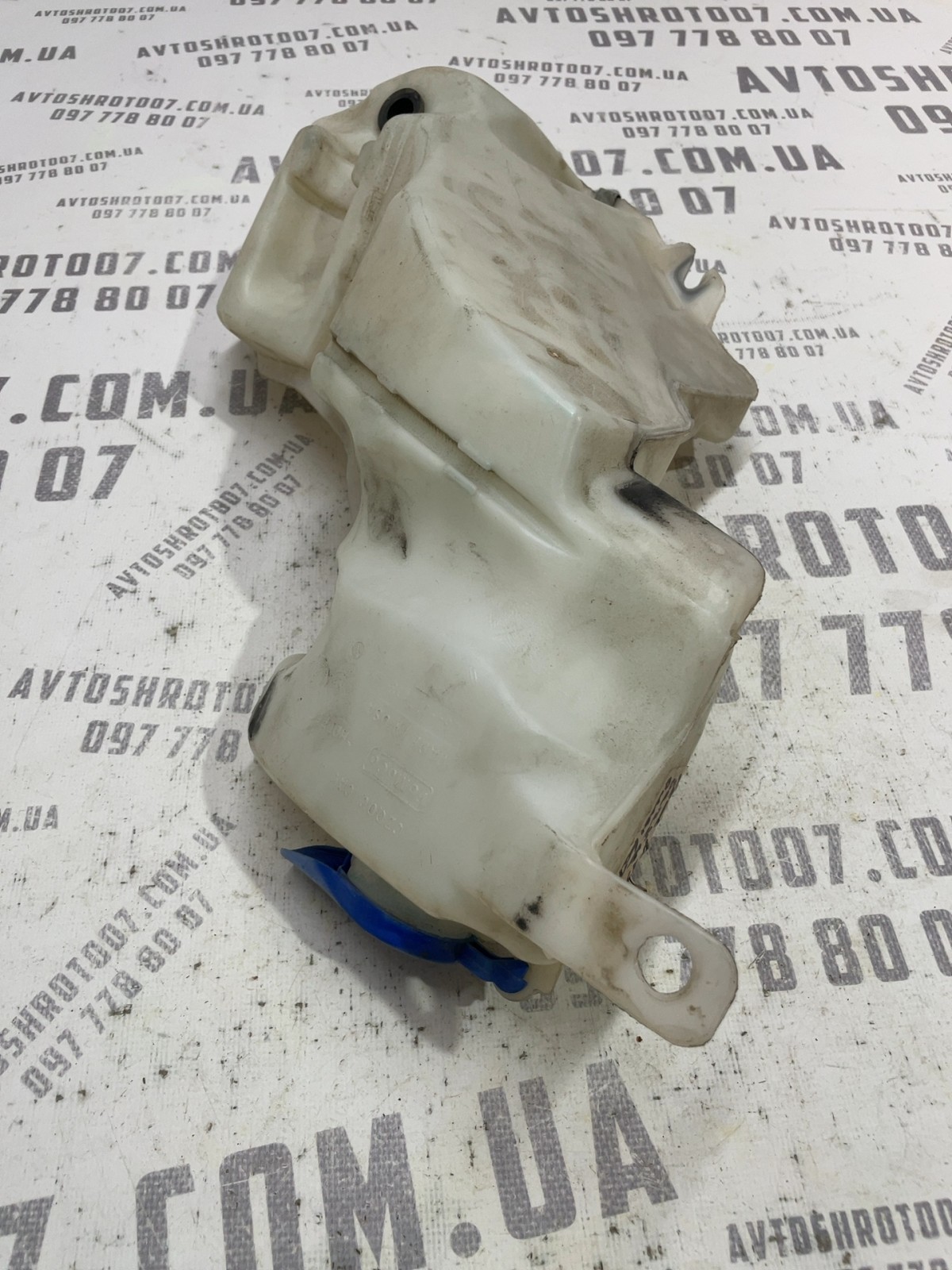 Бачок омивача лобового скла Ford F-150 13 фото 2